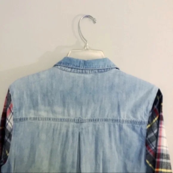 Life in Progress Chambray Denim Flannel Shirt - Picture 6 of 7